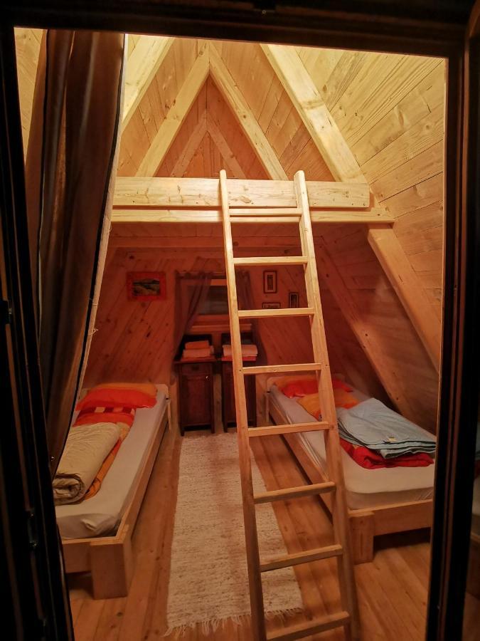 Glamping Mm Hotel Muta Bagian luar foto